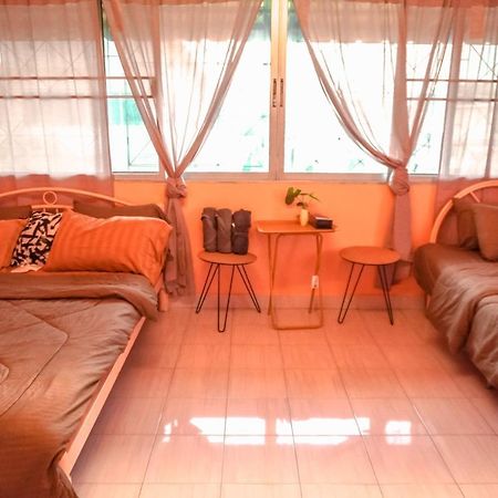 Bandai Hostel Pak Kret Exteriér fotografie